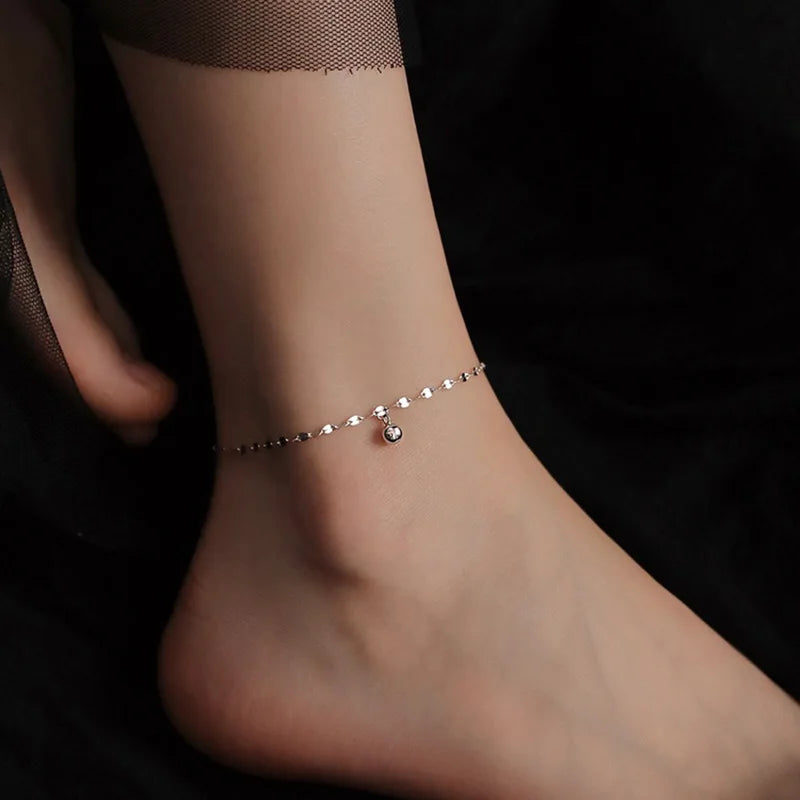 Bracelet Cheville Minimaliste Argenté – Chaînette à Perles pour Femme 🌸