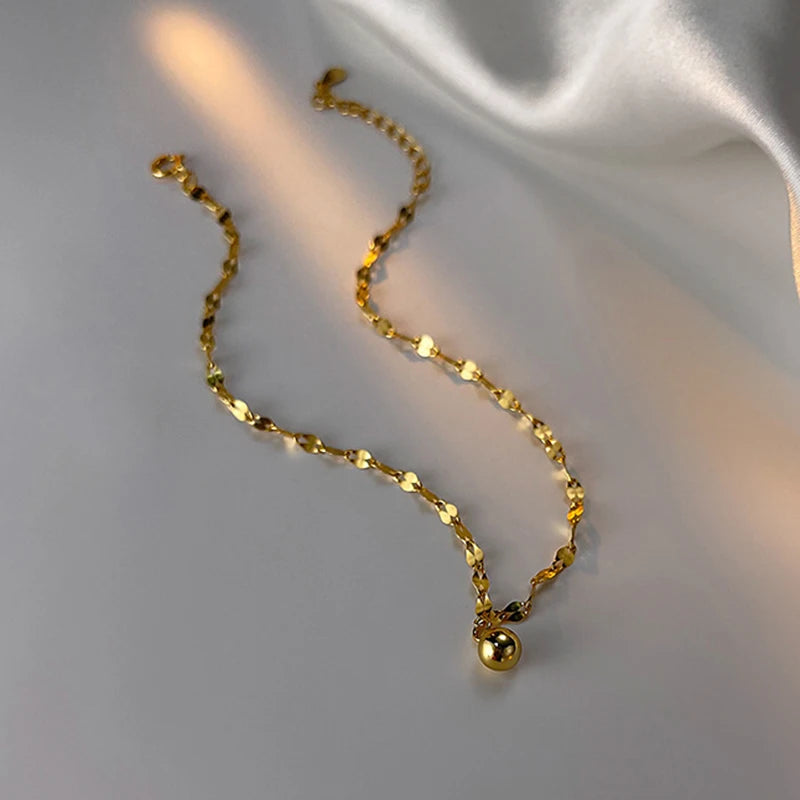 Bracelet Cheville Minimaliste Argenté – Chaînette à Perles pour Femme 🌸