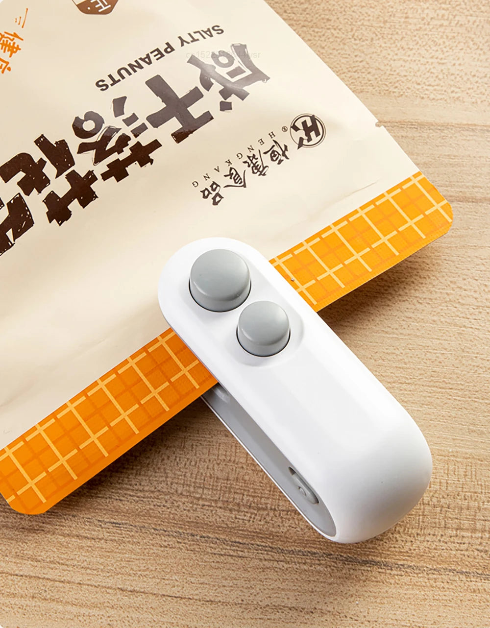 Mini Scelleuse de Sacs Portable – Appareil à Main Rechargeable 2-en-1, Scelle et Coupe Sacs Plastique pour Snacks et Aliments
